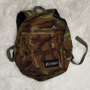 Everest Backpack Camo